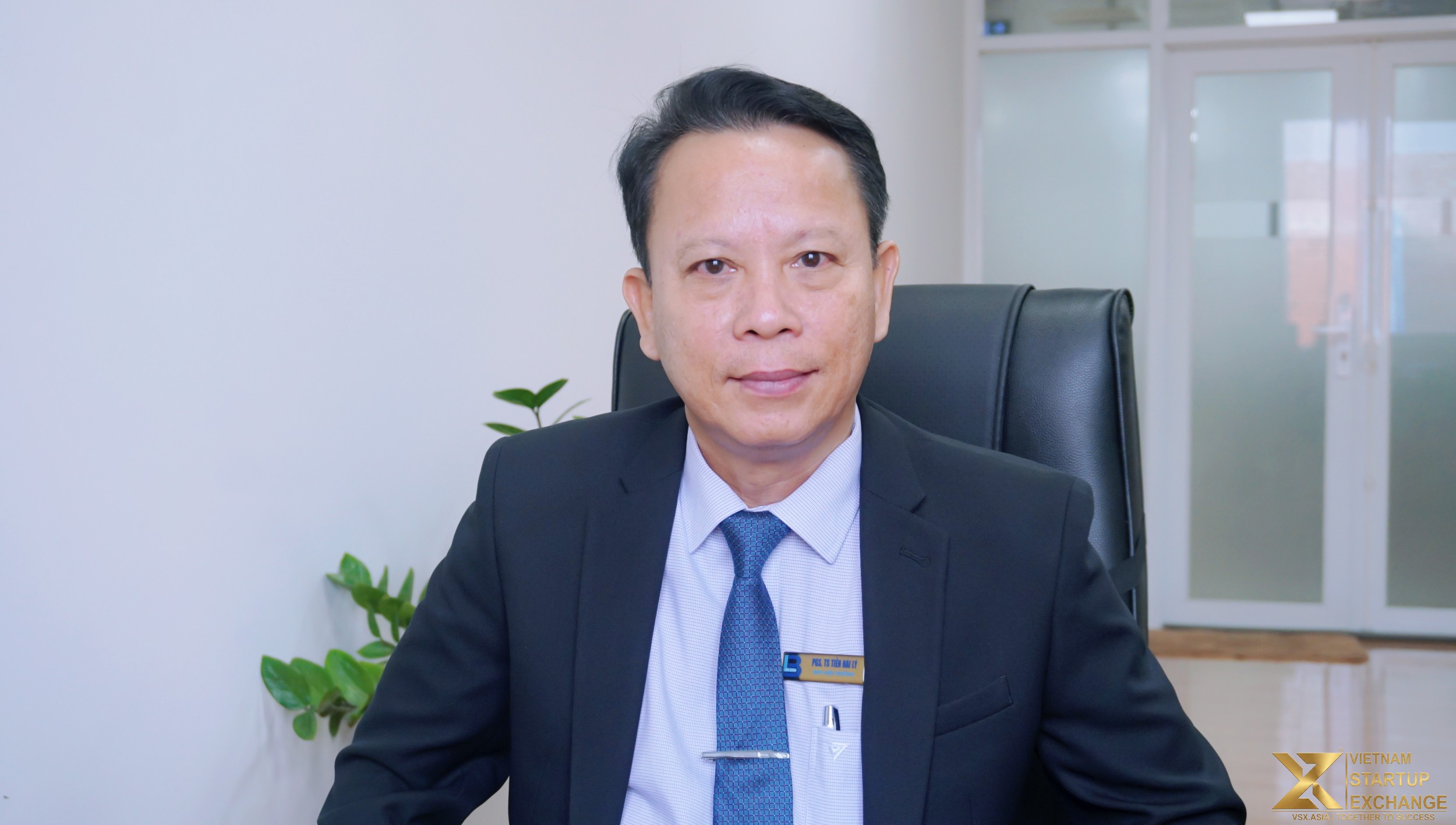 PGS TS GVCC TIỀN HẢI LÝ -  NHÀ LANH DAO TRƯỜNG ĐẠI HỌC BẠC LIÊU